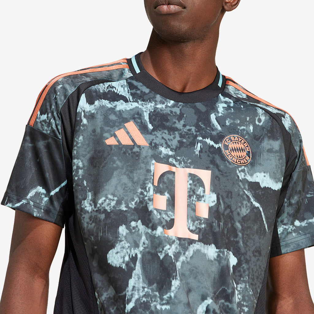 adidas Bayern Munich 24/25 Away Shirt