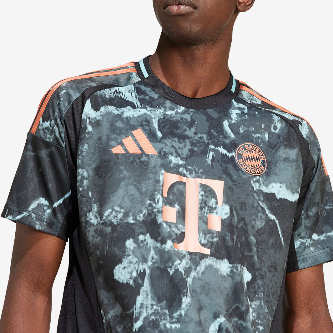 adidas Bayern Munich 24/25 Away Shirt
