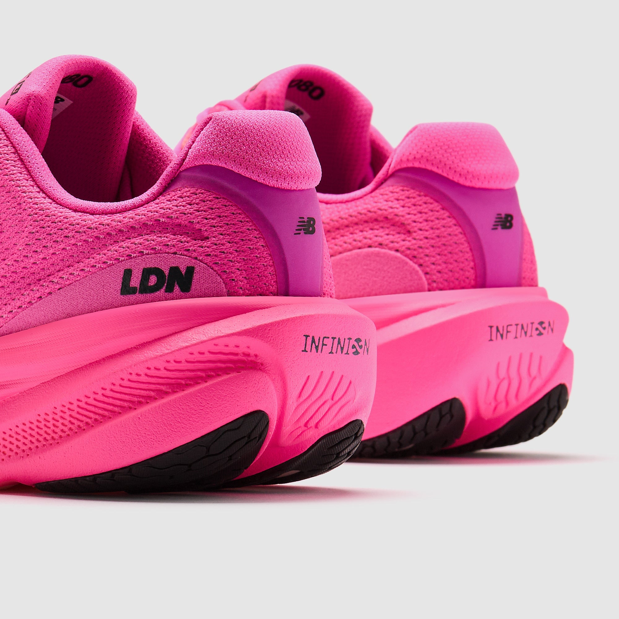 New Balance Womens London Marathon 1080v15