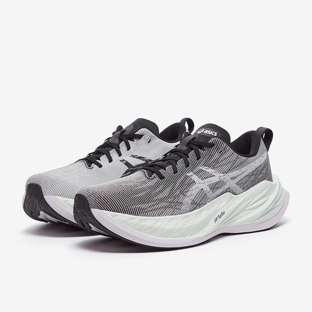 ASICS Superblast